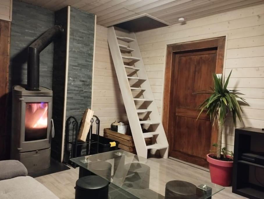 Chalet 8 Personnes + Grand Terrain Et Riviere Entremont Exterior foto