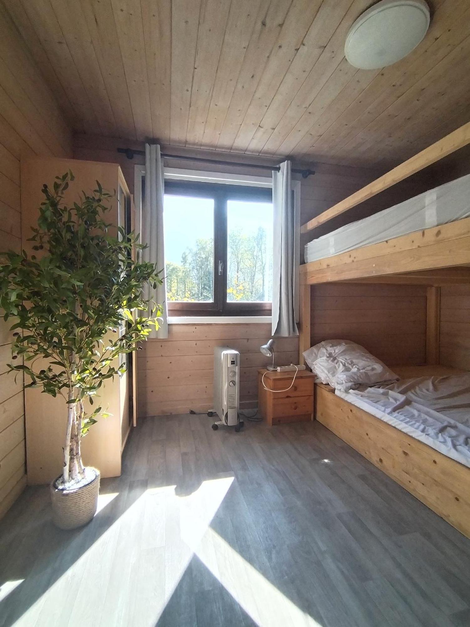 Chalet 8 Personnes + Grand Terrain Et Riviere Entremont Exterior foto